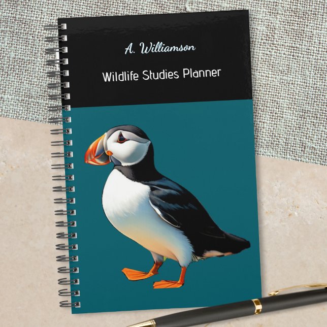 Agenda Personalizado Azul del Océano Atlántico de Aves Av (A stylish spiral-bound planner with picture of an Atlantic puffin, and customizable name and title)