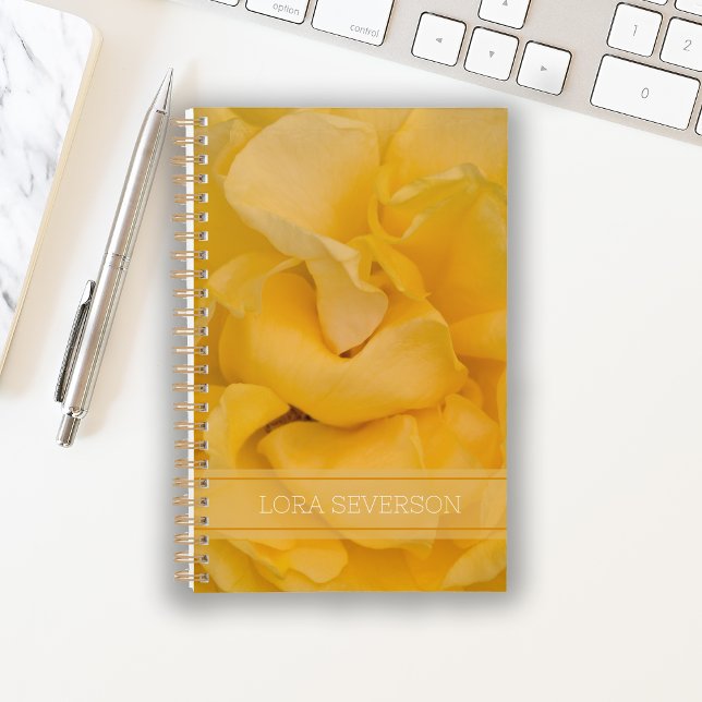 Agenda Pétalos de flor rosa amarillo (Subido por el creador)