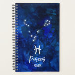 Agenda Pisces Constelación Zodiaca Galaxia Azul Monograma<br><div class="desc">Piscis Constelación Zodiac Diseño de Monograma Galaxia Azul. Con el estilo de moda Brushed Script Font, textura de fondo de color azul oscuro celeste, constelación brillante y el símbolo de Los dos peces. Rótulo Astrológico Moderno Horóscopo de nacimiento, es perfecto para cualquier cumpleaños acuario del 19 de febrero al 20...</div>
