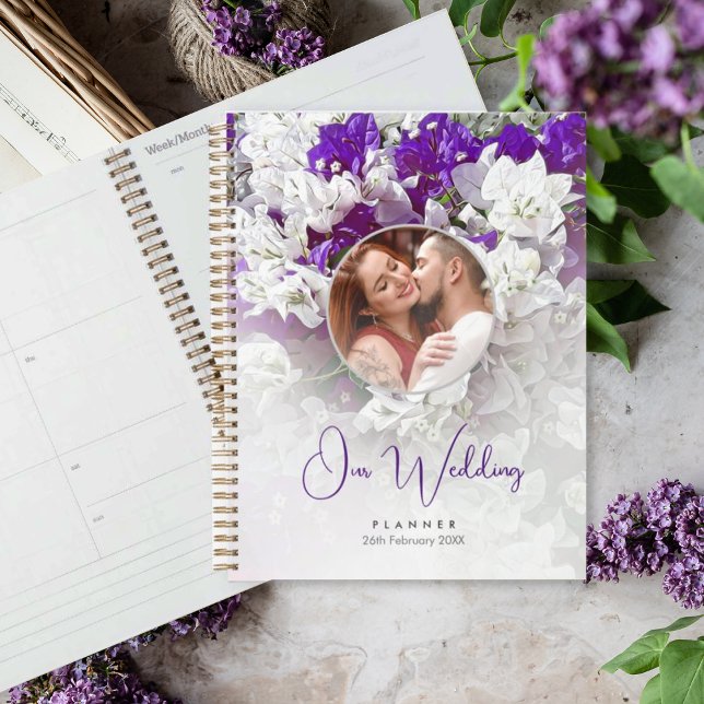 Agenda Planner del Día de la Boda Morada Blanca Floral (Subido por el creador)