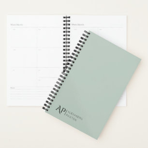 Agenda Planner del Monograma 2025 de Sage Green Personali