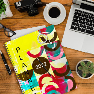 Agenda Pop Art, Grunge and Bold Colors