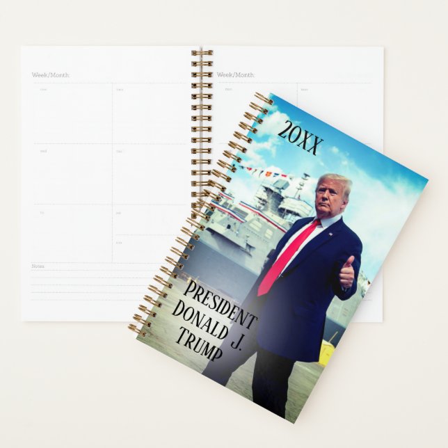 Agenda Presidente Donald Trump 2020 lanza barco naval (Demostración)