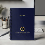 Agenda Profesional de nombres de logotipo de redondeo ver<br><div class="desc">Manténgase organizado y eleve su imagen profesional con nuestro Personalizado Spiral Planner, que presenta un refinado diseño de cuero azul marino que combina sofisticación con funcionalidad. Un espacio cuadrado de personalizable en la cubierta le permite mostrar de forma prominente su logotipo de negocio sobre una textura dorada, mientras que dos...</div>