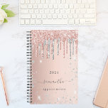 Agenda Rosa purpurina de oro color rosa plata nombre 2025<br><div class="desc">Un fondo dorado rosa con elegantes goteos de oro rosa y purpurinas de plata falsa, pinturas de goteo. Plantilla de un año. Personalice y agregue un nombre. El nombre está escrito en oro rosa oscuro con un gran guión de estilo moderno con letras a mano con toques. Perfecto para la...</div>