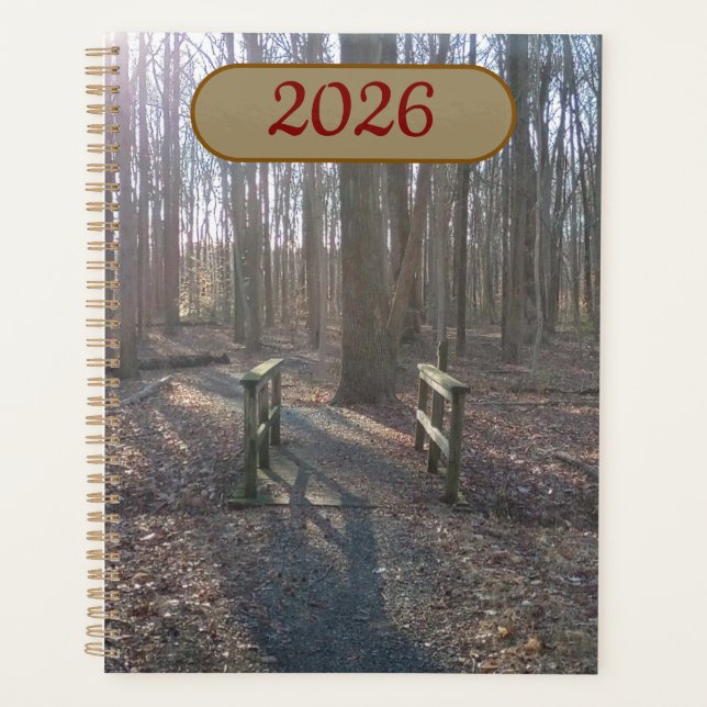Agenda Rustic Wooden Bridge Amidst Tall Trees Planner (Anverso)