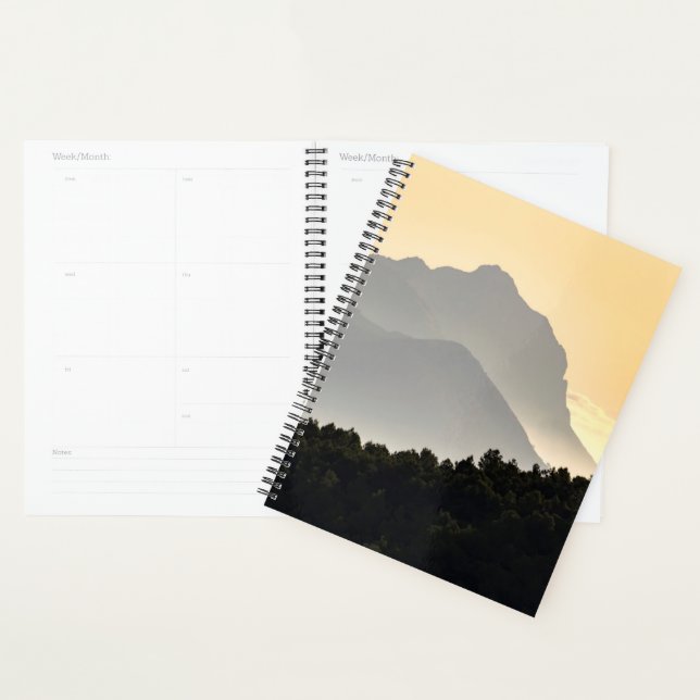Agenda Silhouettes de las montañas (Demostración)
