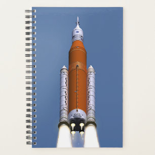 Agenda Sistema de lanzamiento espacial SLS de la NASA