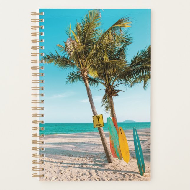 Agenda Surf board en la playa tirando almohada (Anverso)