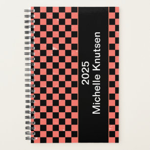 Agenda Tablero de ajedrez rosa y negro personalizado 2025