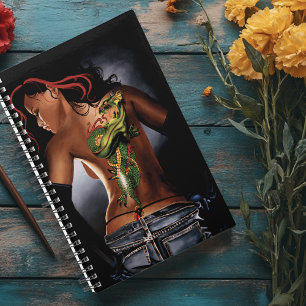 Agenda Tatuaje de mujer dragón de fantasía en negrita