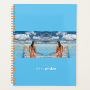 Agenda Thunder_Cove, Chica de bikini