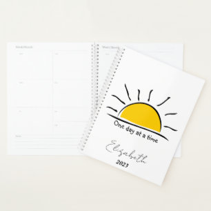 Agenda Un día a la vez personalizado, año personalizado