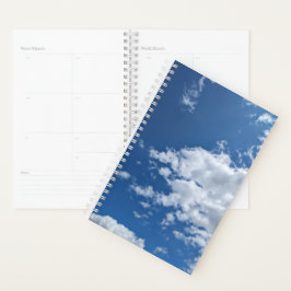 Agenda Un triángulo de nubes