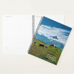 Agenda Vacas felices en la granja en Suiza