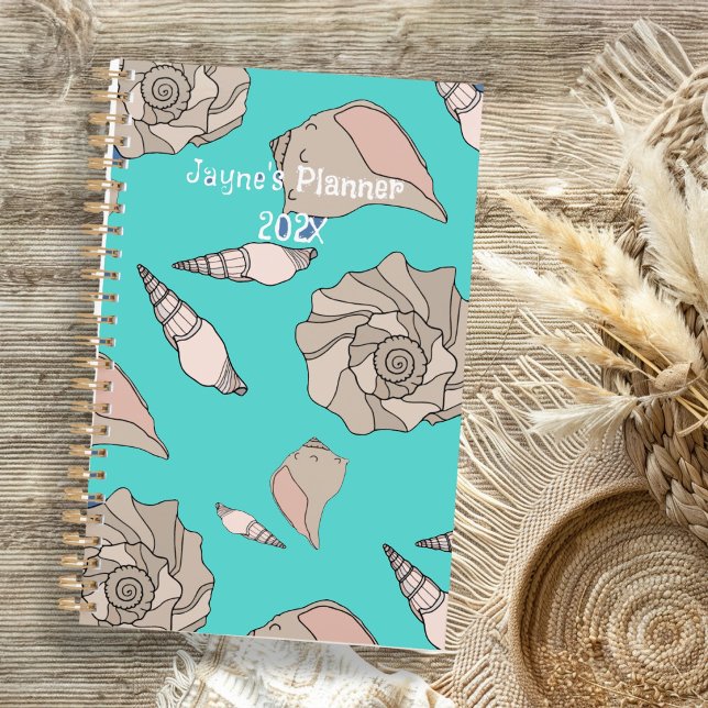 Agenda Whelk Shells Illustrated Yearly Custom Planner (Subido por el creador)
