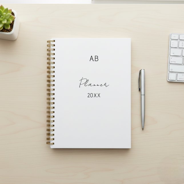 Agenda White Minimalist Planner with Black Spiral (Subido por el creador)
