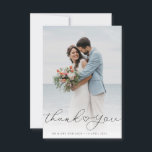 Agradecimiento  boda de guiones de corazón foto tarjeta de agrade<br><div class="desc">diseño de sobreimpresión de guiones con letras modernas a mano y una bonita foto,  la imagen y el texto pueden ser personalizados.</div>
