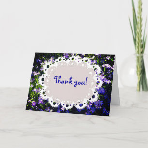 Agradecimiento Flores de Primavera Azul y tarjeta blanca de agrad
