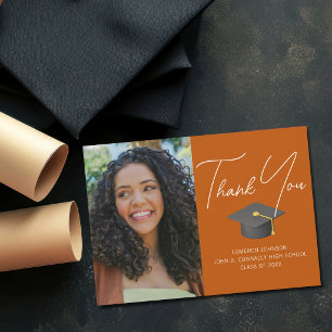 Agradecimiento Foto de graduado en naranja quemado Tarjeta de gra