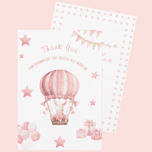 Agradecimiento Pequeño conejito rosa en una tarjeta de agradecimi
