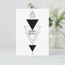 Tarjeta de cumpleaños simple con triángulo geométr