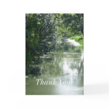 Tarjeta de felicitación de Serene River Flower