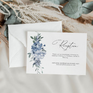 Agradecimiento tarjeta de recepción de boda con flores azules pol