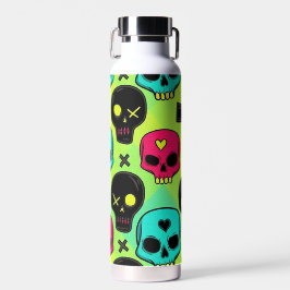 Agua Botella Aislada con Patrón de Calavera