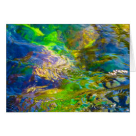 Agua de manatial clara