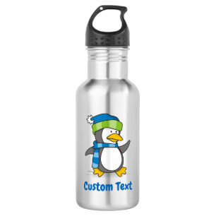 Agua Pingüino pequeño caminando sobre una botella de ag