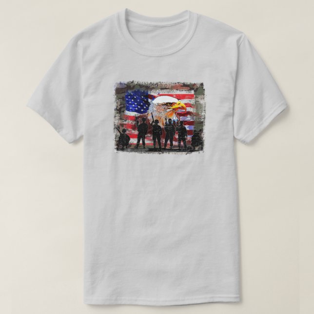 Águila con la bandera estadounidense y la camiseta (Diseño del anverso)