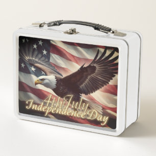 Águila del 4 de Julio con bandera americana