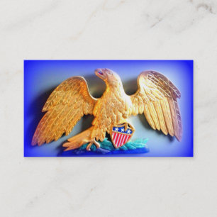 águila del oro en tarjeta de visita azul