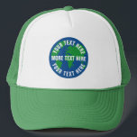Ahorre el gorra del camionero de la tierra del<br><div class="desc">Gorra redondo del camionero de la tierra del planeta con el texto de encargo. Logotipo azul y verde del globo con la plantilla blanca del texto. Cree los casquillos para el calentamiento del planeta, aspectos medioambientales del cambio de clima, reserva natural, ponga verde la energía, la protección más forrest, protestas,...</div>
