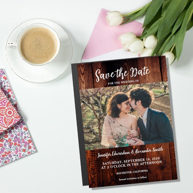 Ahorre la fecha magnética de foto de madera de gra (Rustic barn wood photo magnetic Save the Date. You can add your own photo and text to personalize.)