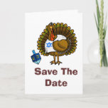 Ahorre la tarjeta de felicitación de<br><div class="desc">¡Una vez en un curso de la vida viene Thanksgivukkah! Eso es porque por primera vez desde 1888 Jánuca y la acción de gracias están al mismo tiempo. Así pues, la mezcla acción de gracias de la palabra " ¡Jánuca" ahora es "Thanksgivukkah"! Para celebrar esto, diseñé una diversión Turquía judía...</div>