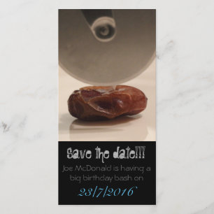 Ahorre la tarjeta divertida de la fecha