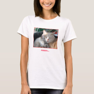 Ahorre una camiseta del gato
