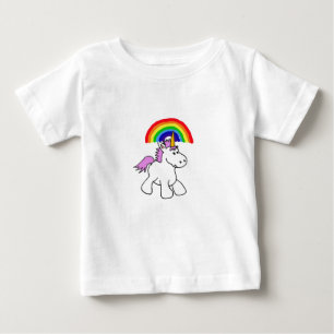 AK- unicornio y camisa del arco iris