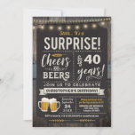 Alegres y cervezas sorpresa 40.ª invitación de cum<br><div class="desc">Invitación a 40 Años de Surprise Cheers and Beers,  con pizarra de tiza y carta con edad de personalizable.</div>