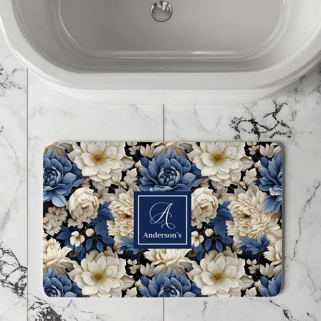 Alfombra de baño de flores blancas azules premium  (Premium Blue White Flowers Custom Name Bath Mat)
