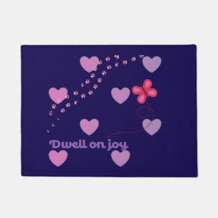Alfombra de bienvenida con estampado de corazones
