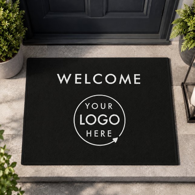 Alfombra de bienvenida para negocios | Logotipo de (Black welcome logo doormat for shops, offices, salons, studios, restaurants, and gyms.)