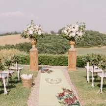 Alfombra de pasillo de boda con monograma floral