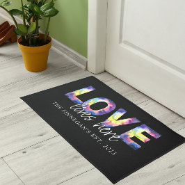 Alfombra de Puerta Aquí Vive el Amor
