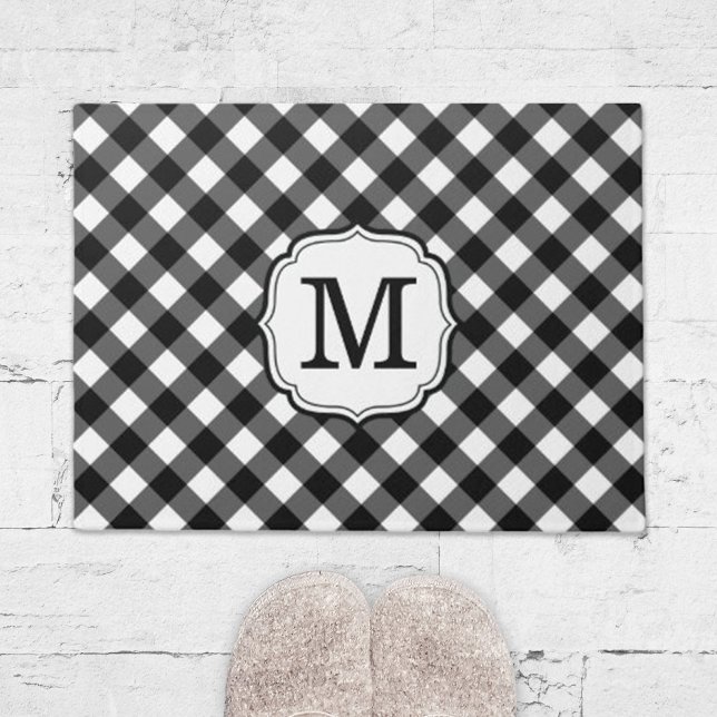 Alfombra de puerta gingham personalizada elegante  (retro elegant personalized black and white gingham door mat)