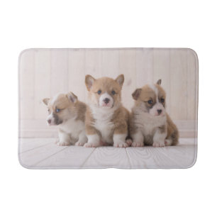 Alfombrilla De Baño Animales de bebé más afectados   3 Baby Corgis