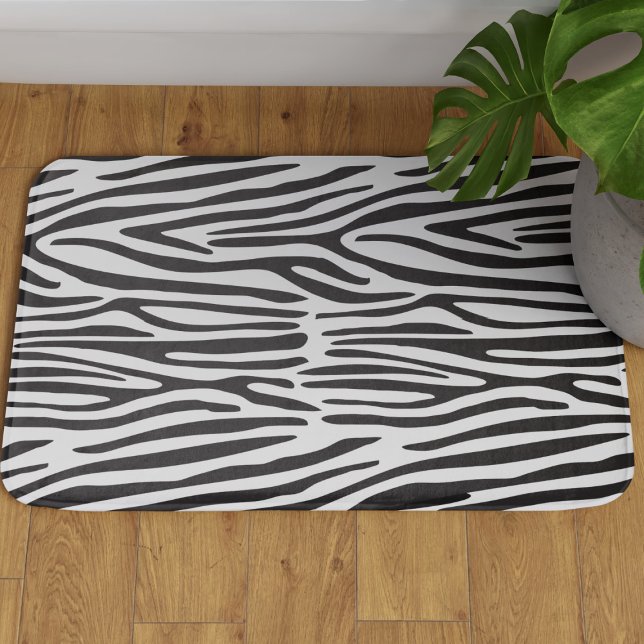 Alfombrilla De Baño Bandas de cebra Impresión animal Masa de baño gran (Cute black and white zebra stripes bath mat with safari vibes!)
