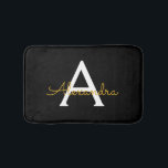 Alfombrilla De Baño Black Gold Modern Script Girly Monograma Nombre<br><div class="desc">Monograma de escritura simple negro y dorado Matas de baño. Esto hace que la graduación perfecta,  el cumpleaños,  la boda,  la ducha de novia,  el aniversario,  la ducha de bebé o la fiesta de soltera sea un regalo para alguien que ama el lujo glam y los estilos elegantes.</div>